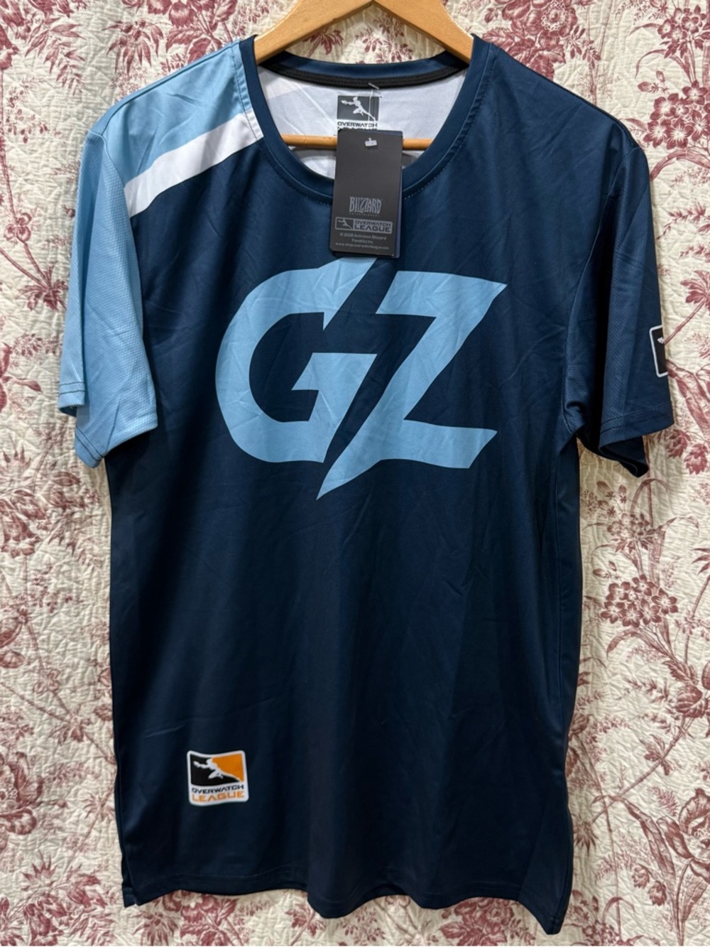 Overwatch League GZ Jersey Shirt Large NWT